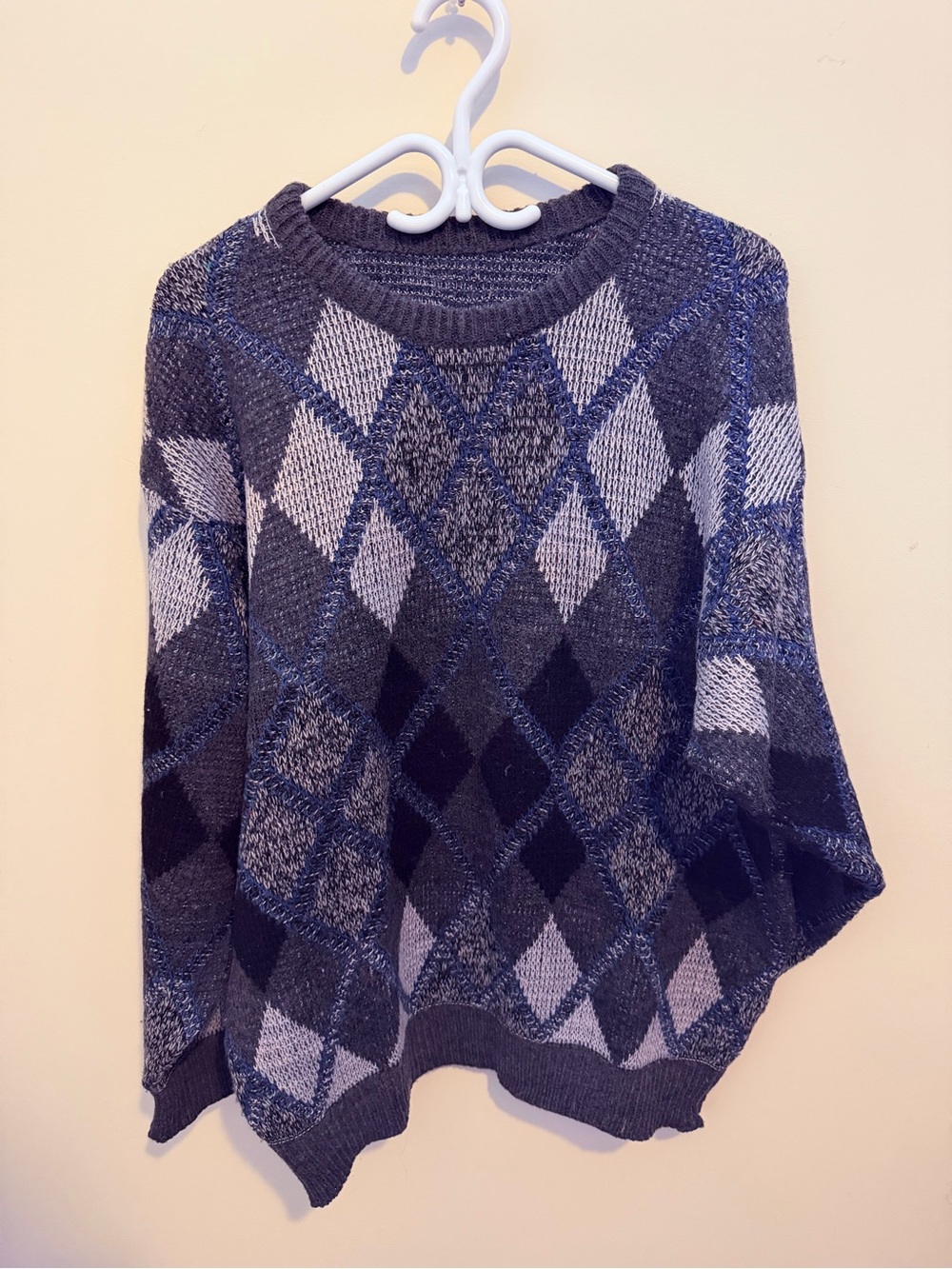 Classic Gray Argyle Crewneck Sweater - Women